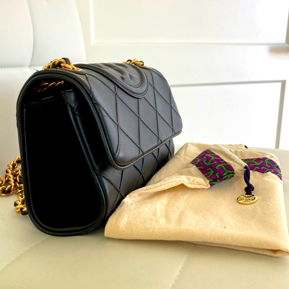 TORY BURCH - SMALL FLEMING SOFT CONVERTIBLE SHOULDER BAG